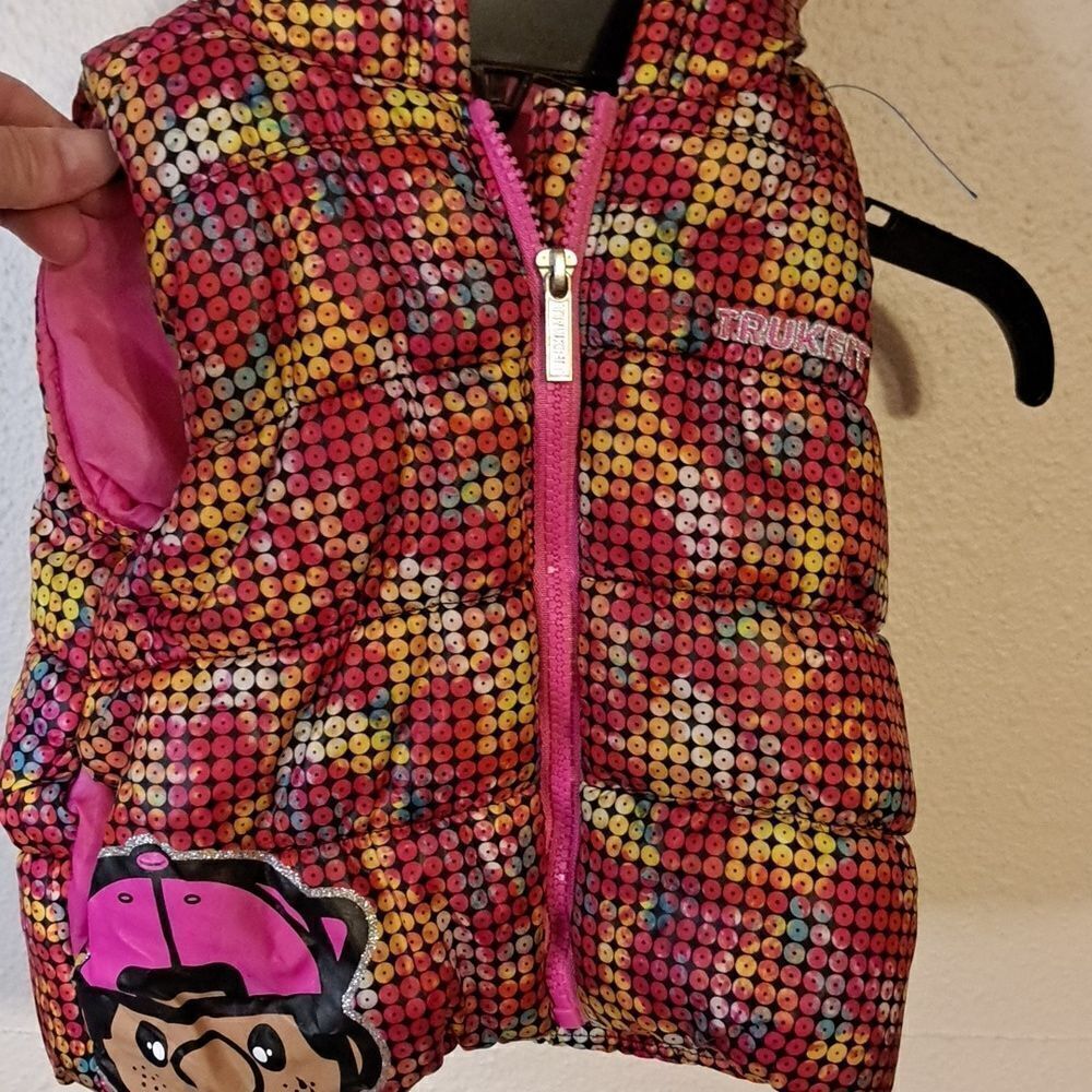 Trukfit puffer hooded vest size 2T